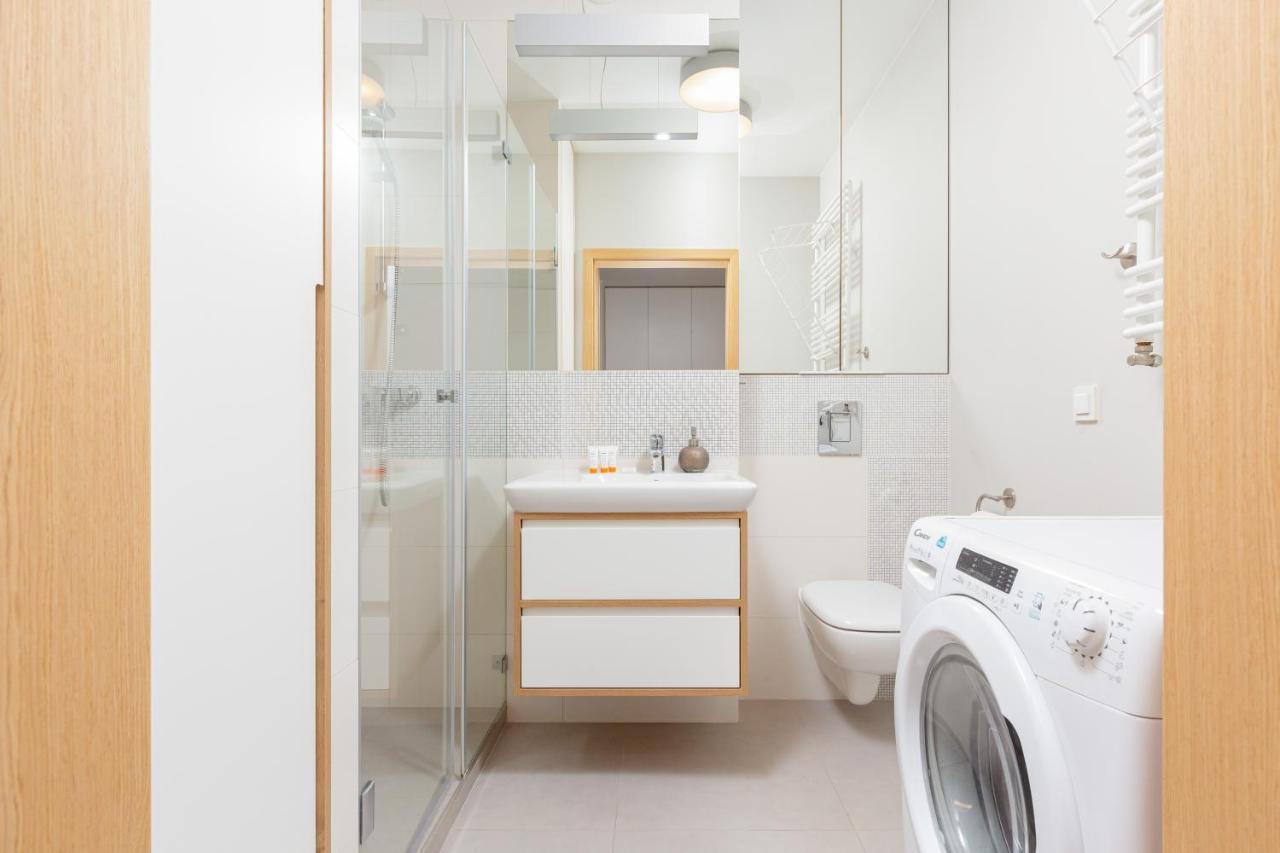 Kolorowy Goclaw Apartment By Noclegi Renters Варшава Екстериор снимка