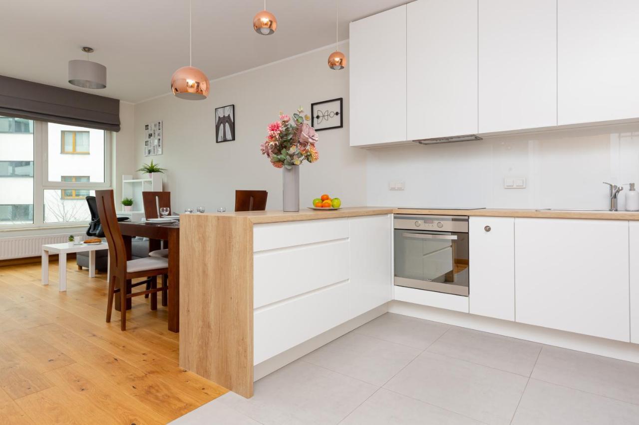 Kolorowy Goclaw Apartment By Noclegi Renters Варшава Екстериор снимка