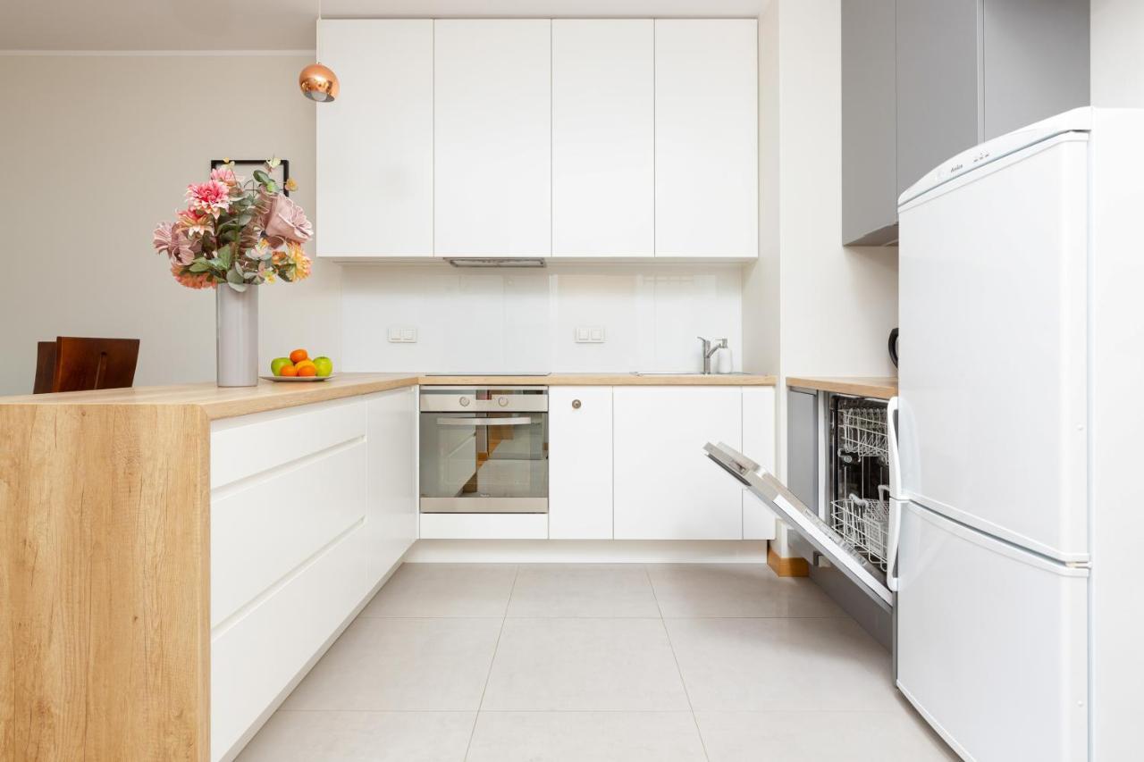 Kolorowy Goclaw Apartment By Noclegi Renters Варшава Екстериор снимка